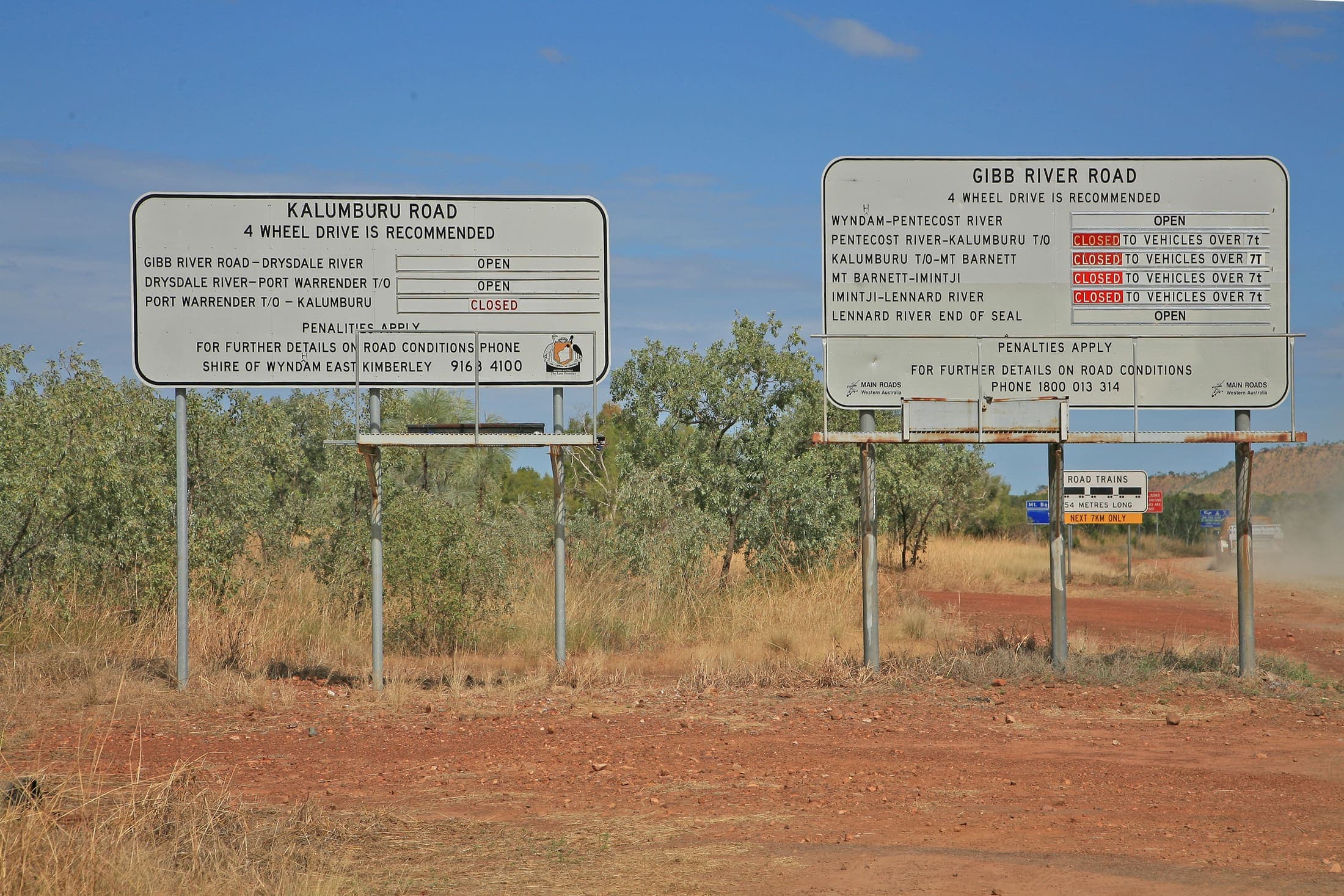 Gibb River Road cattle track through the Kimberley with red earth and scattered trees